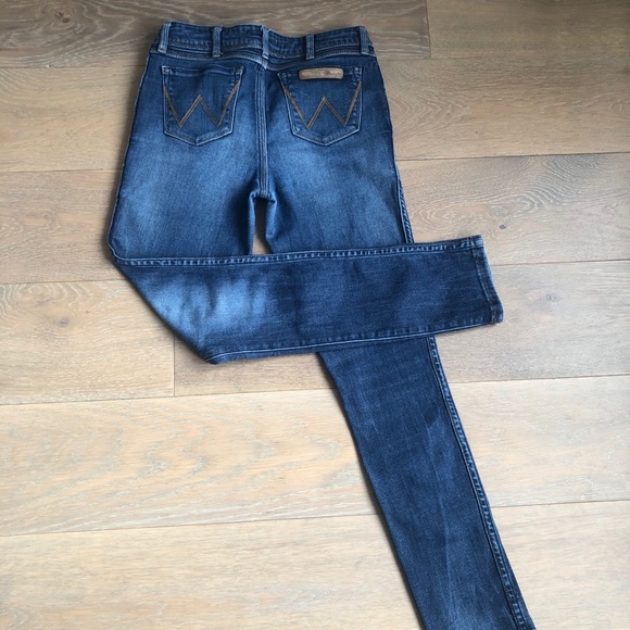 Petite Ankle  Lenght Wrangler Jeans - Picture 3 of 4